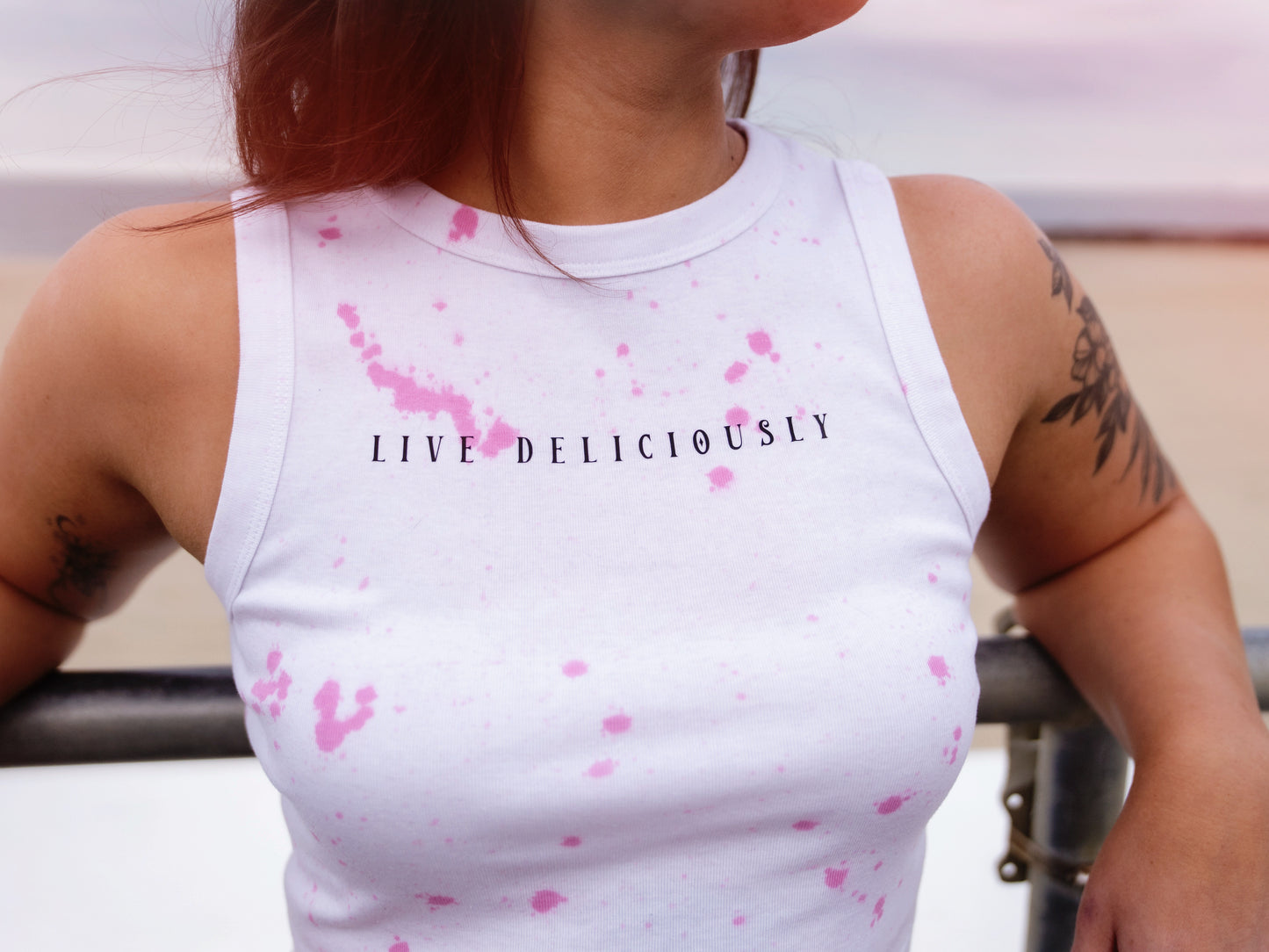 ‘live deliciously’ PINK SPLATTER CROP TOP